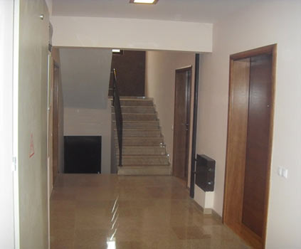 gospodara_vucica_tumb_diplomat_construction_hodnik1